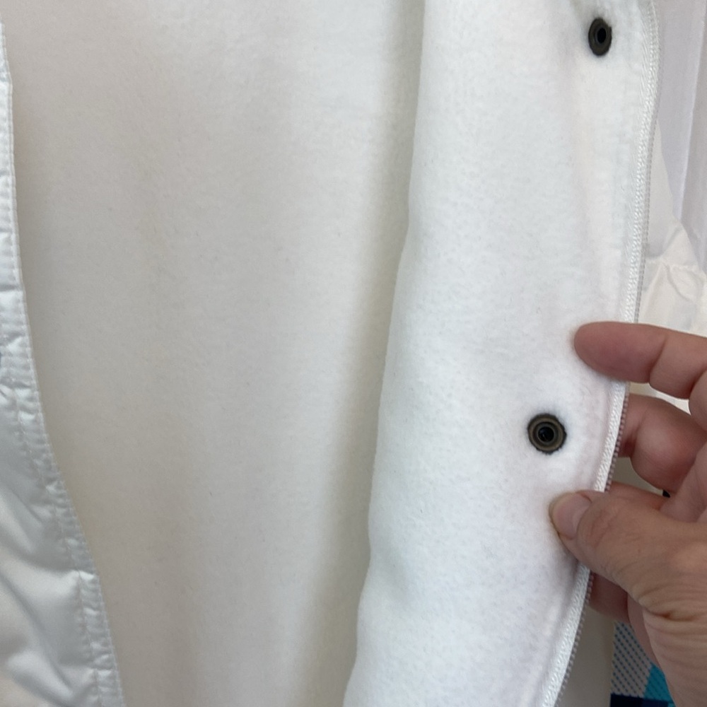 Old Navy Puff Vest - Picture 3 of 7